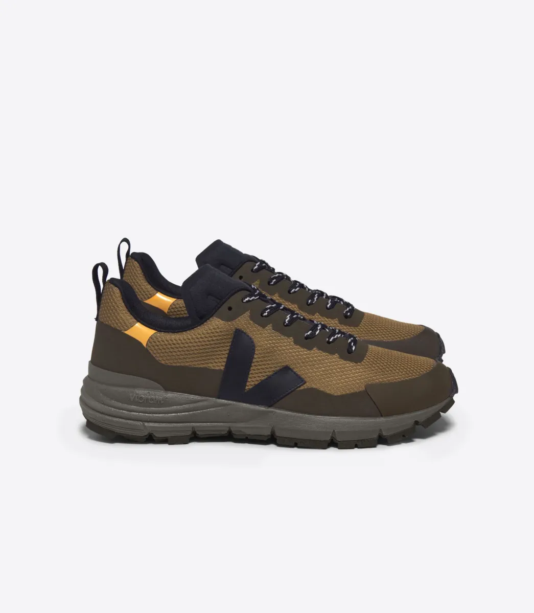Women VEJA DEKKAN ALVEOMESH TENT BLACK OURO