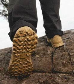 Women VEJA FITZ ROY TREK-SHELL BLACK GRAFITE DUNE