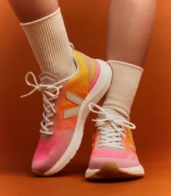 Women VEJA IMPALA ENGINEERED-MESH OURO SARI PIERRE