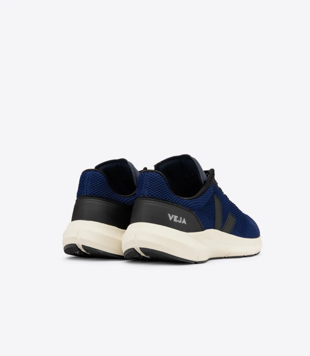 Women VEJA MARLIN LT V-KNIT NIL BLACK