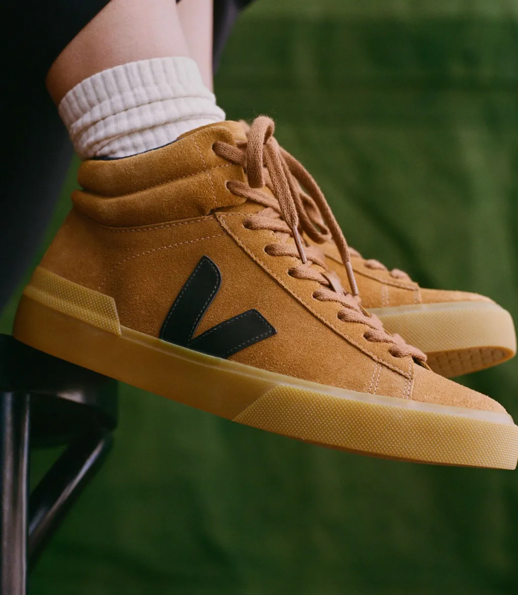 Women VEJA MINOTAUR SUEDE CAMEL BLACK