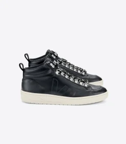 VEJA RORAIMA LEATHER BLACK PIERRE SOLE