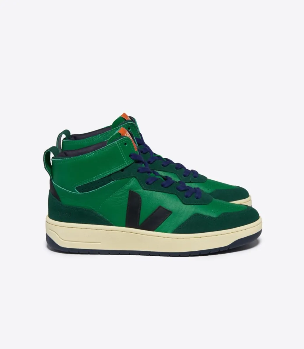 Women VEJA V-95 LEATHER EMERAUDE BLACK