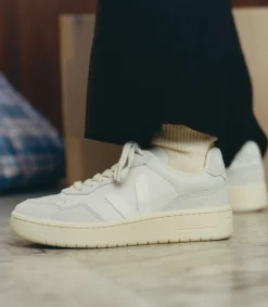 Women VEJA V-90 LEATHER GRAVEL WHITE