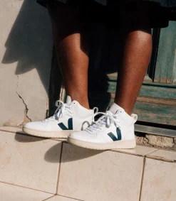 VEJA V-15 LEATHER WHITE NAUTICO