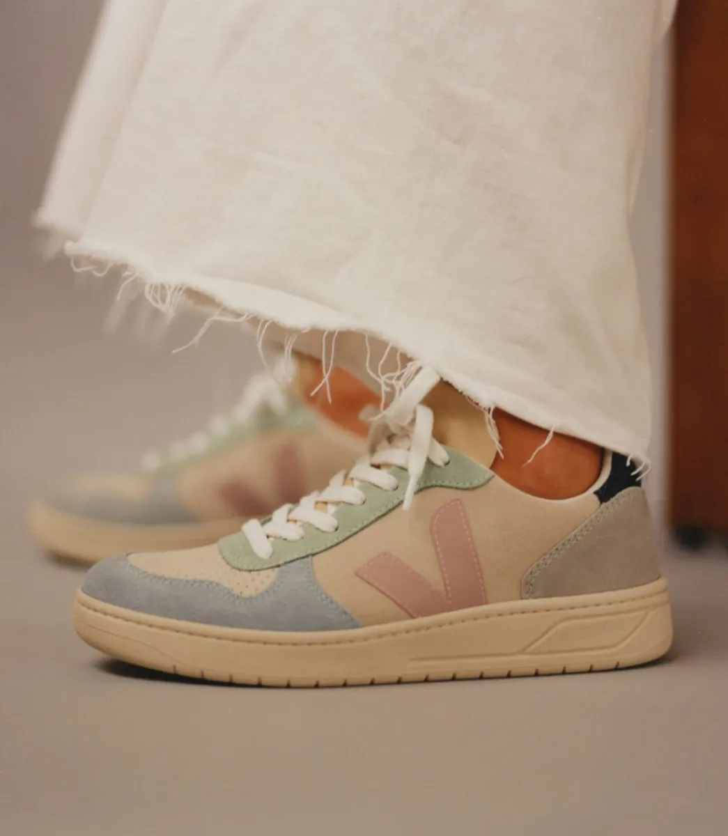 VEJA V-10 SUEDE MULTICO NATURAL BABE
