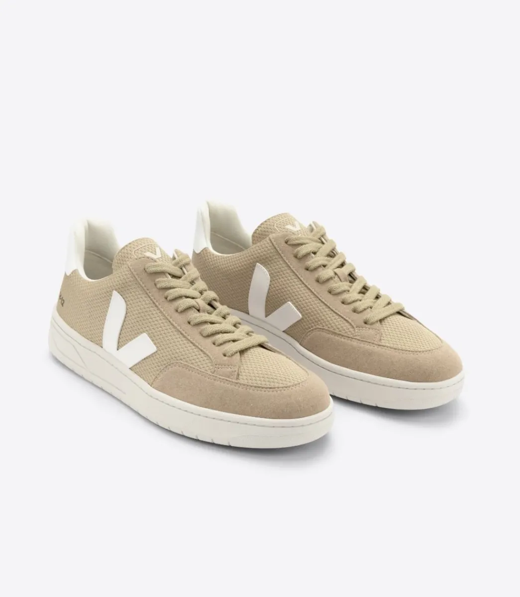 VEJA V-12 VEGAN ALVEOMESH DUNE WHITE