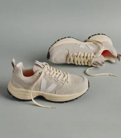 Women VEJA VENTURI SUEDE NATURAL WHITE